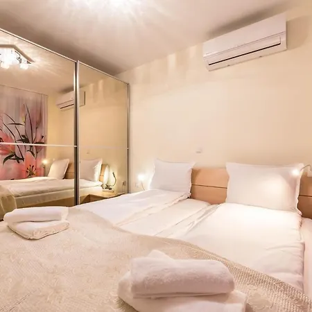Apartman One Bedroom In Amelia Kabakum