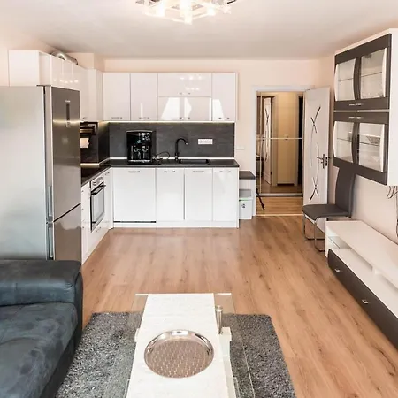 One Bedroom In Amelia Kabakum Apartman *