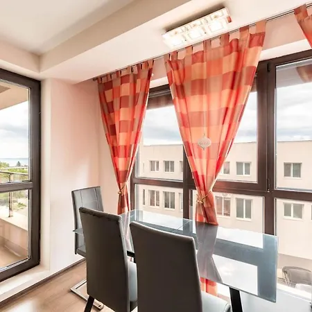 شقة One Bedroom In Amelia Kabakum فارنا